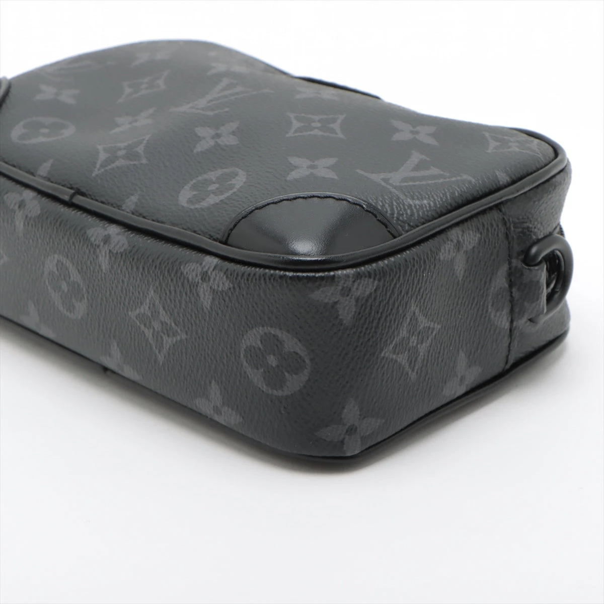 ヴィトン モノグラムエクリプス トロカデロ ウェアラブル ヴィトン モノグラムエクリプス トロカデロ ウェアラブル