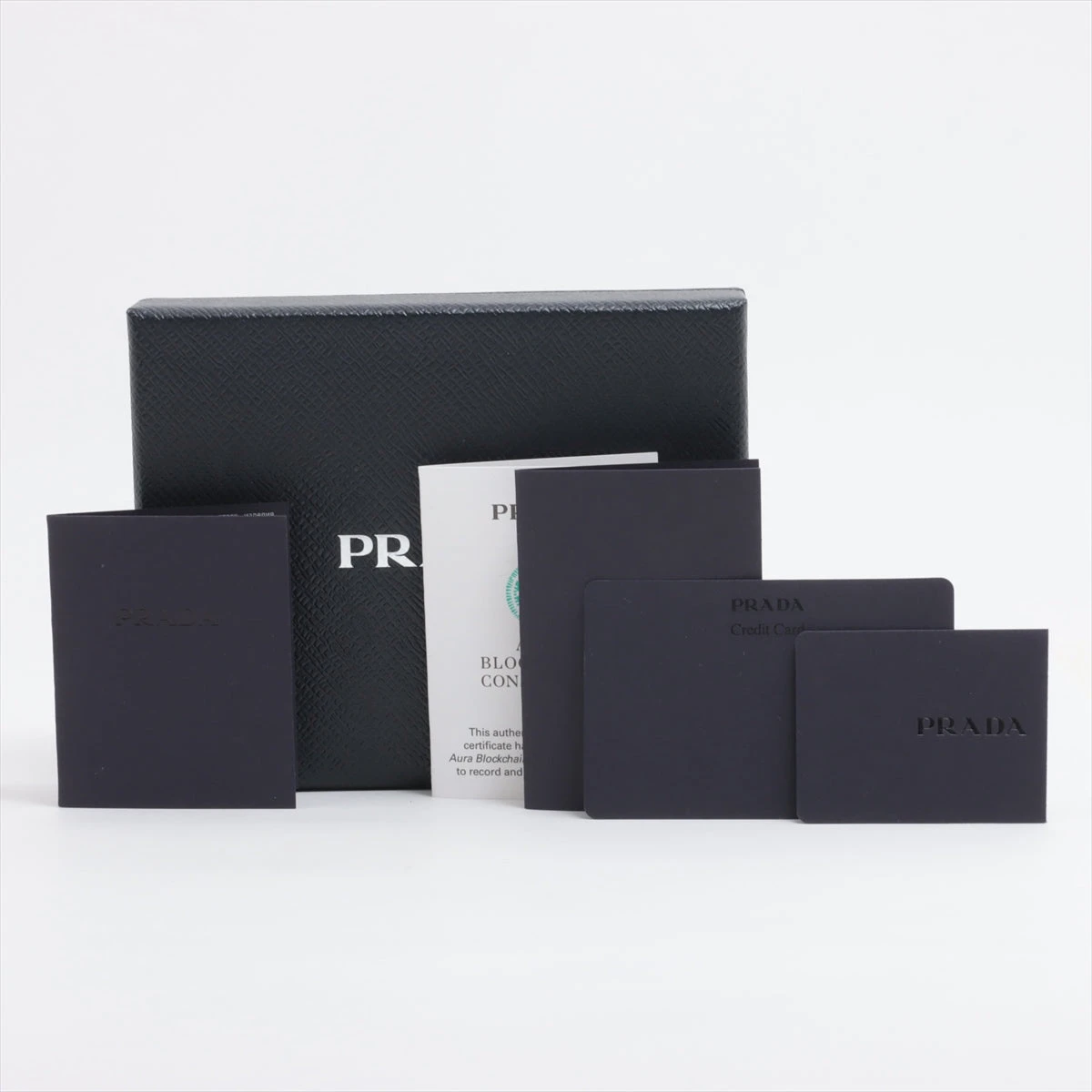 プラダ サフィアーノ 1ML050 レザー 財布 ブラック A3404971｜中古