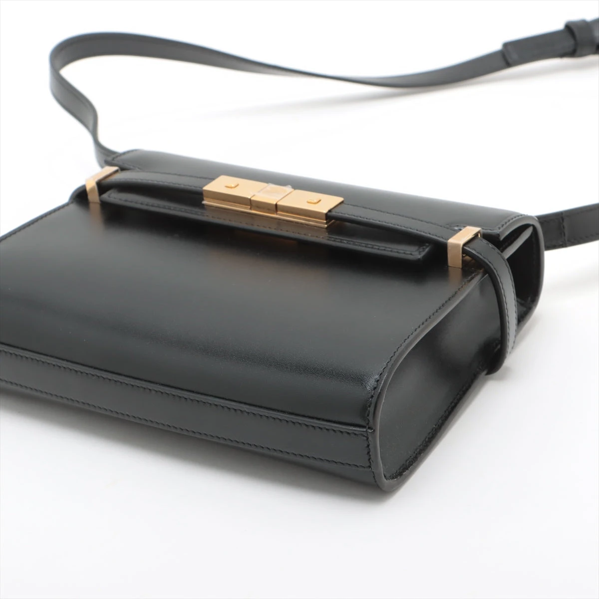 サンローランパリ マンハッタン レザー ショルダーバッグ