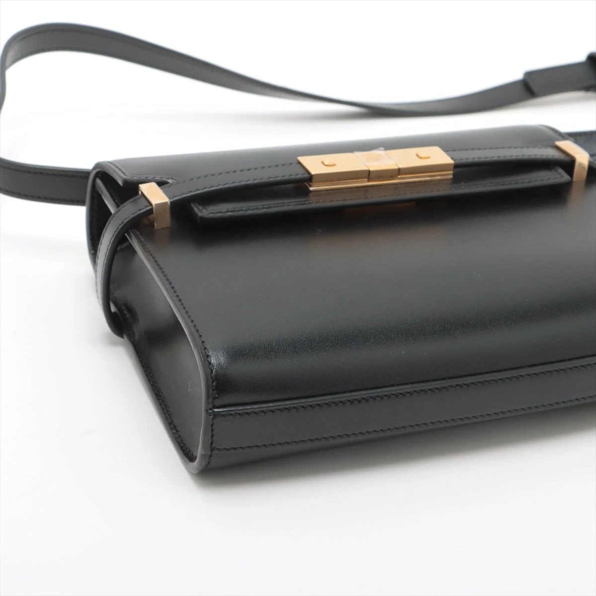 サンローランパリ マンハッタン レザー ショルダーバッグ