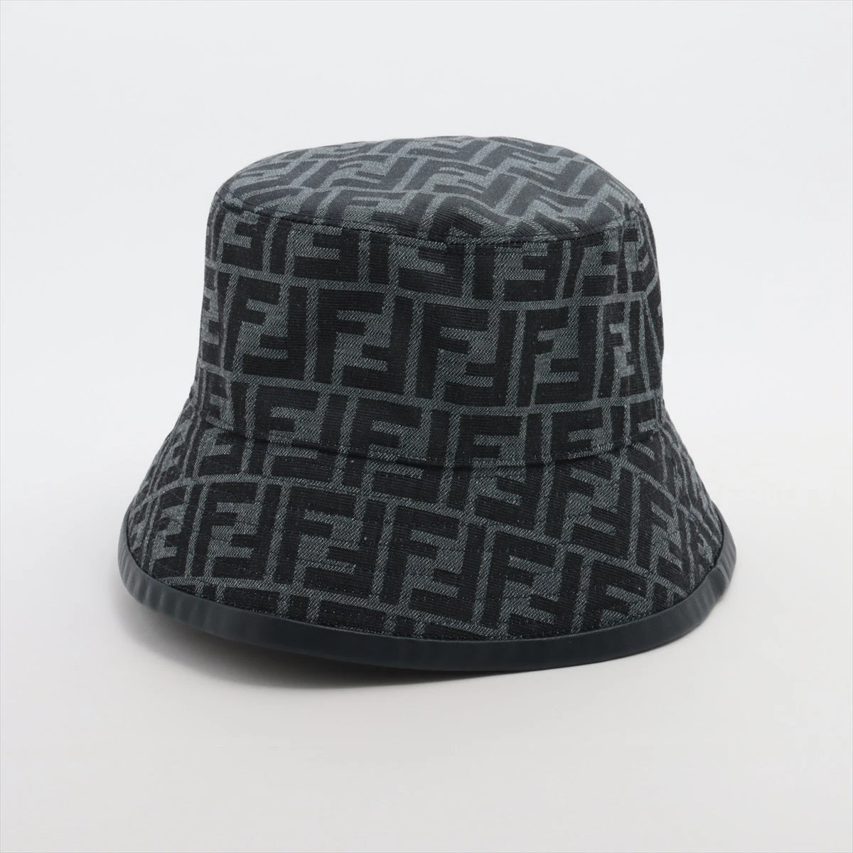 FENDI】フェンディ『FFロゴ ズッカ柄 クロシェハット size58.0cm