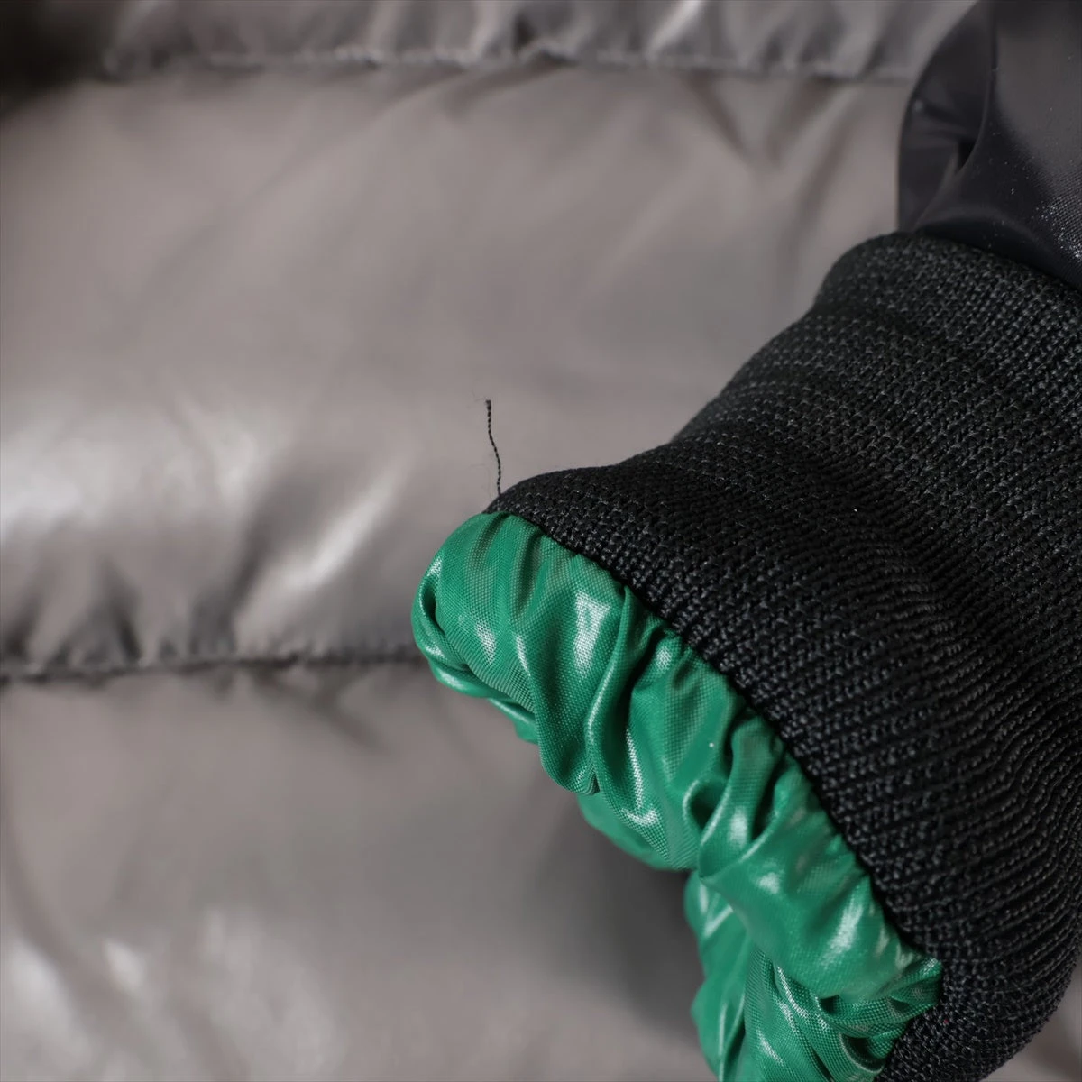 モンクレール 19年 ナイロン ダウンジャケット マルチカラー FEBREGE