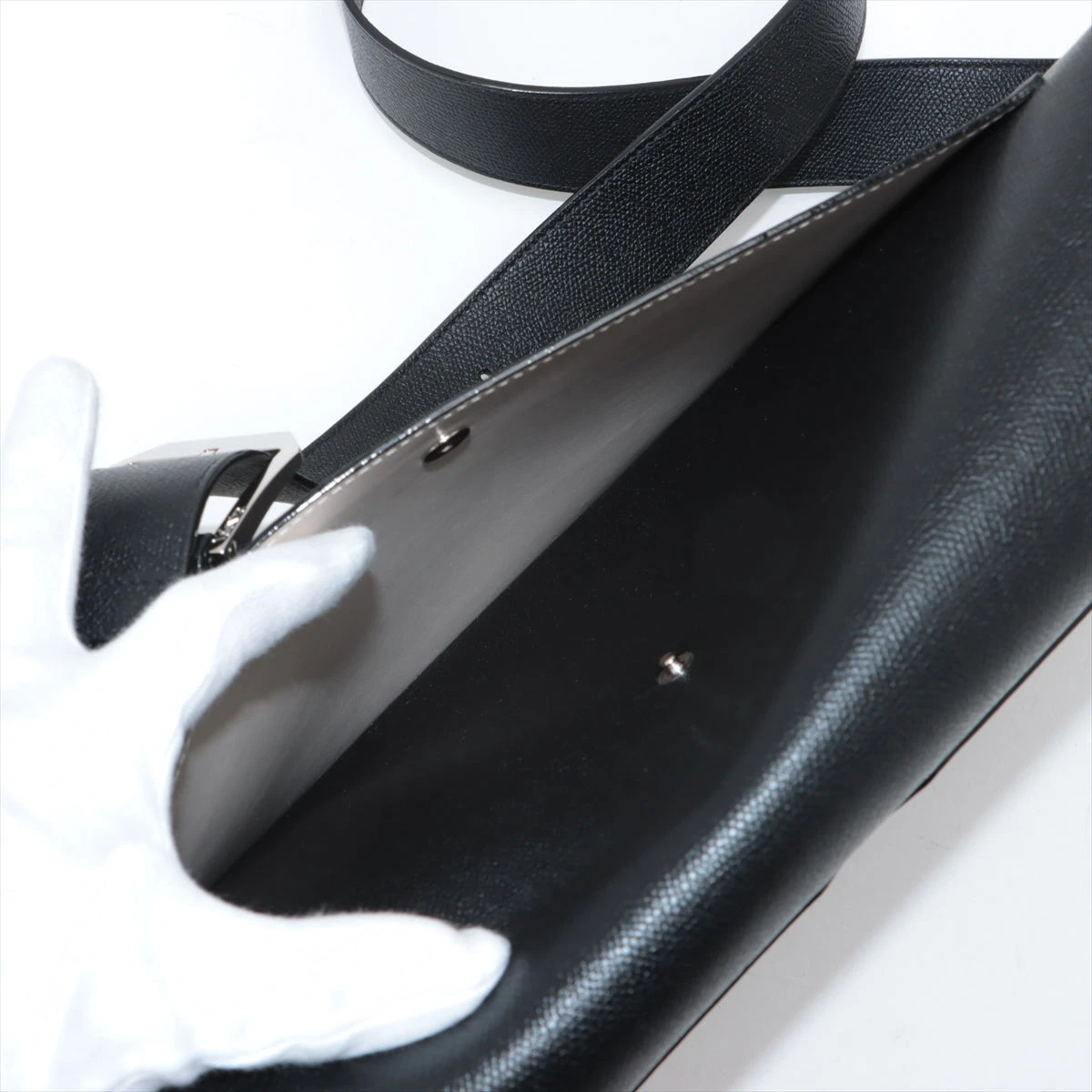 ヴァレクストラ Vライン メッセンジャー レザー ショルダーバッグ