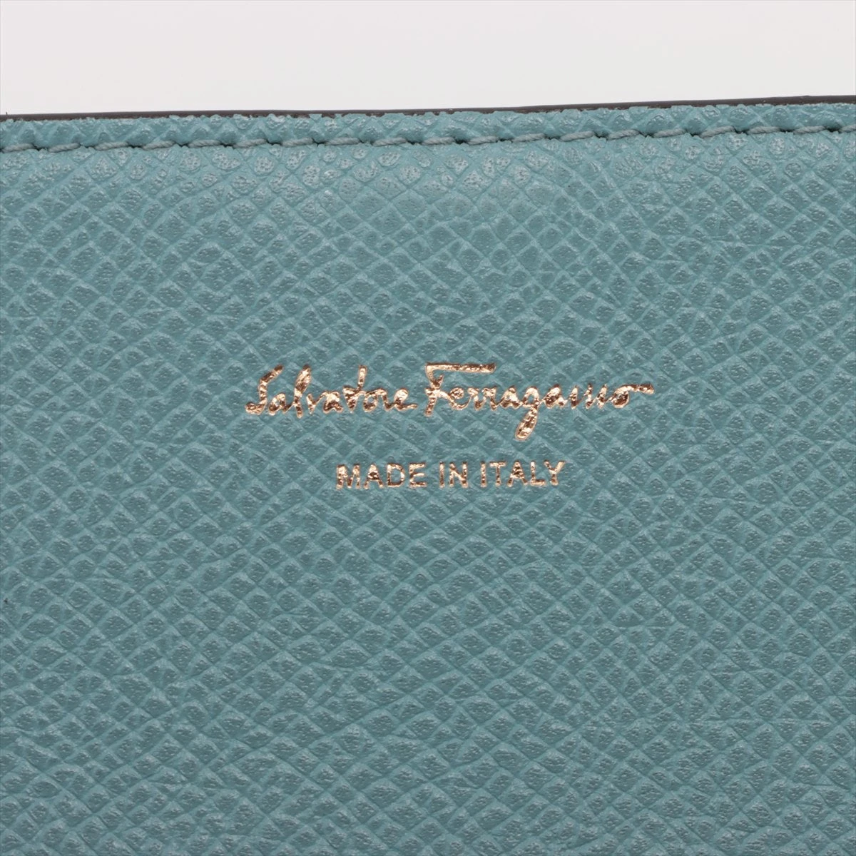 【最終価格】【新品】フェラガモ☆イタリアミュージオ限定　ポーチ 三越伊勢丹 | FERRAGAMO/フェラガモ_Women通販 | 長財布【送料