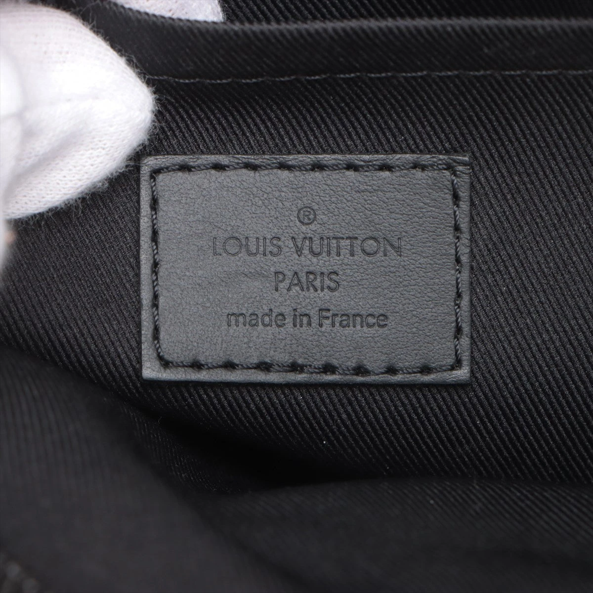 ヴィトン LVアエログラム ファストライン メッセンジャー M22482 RFID