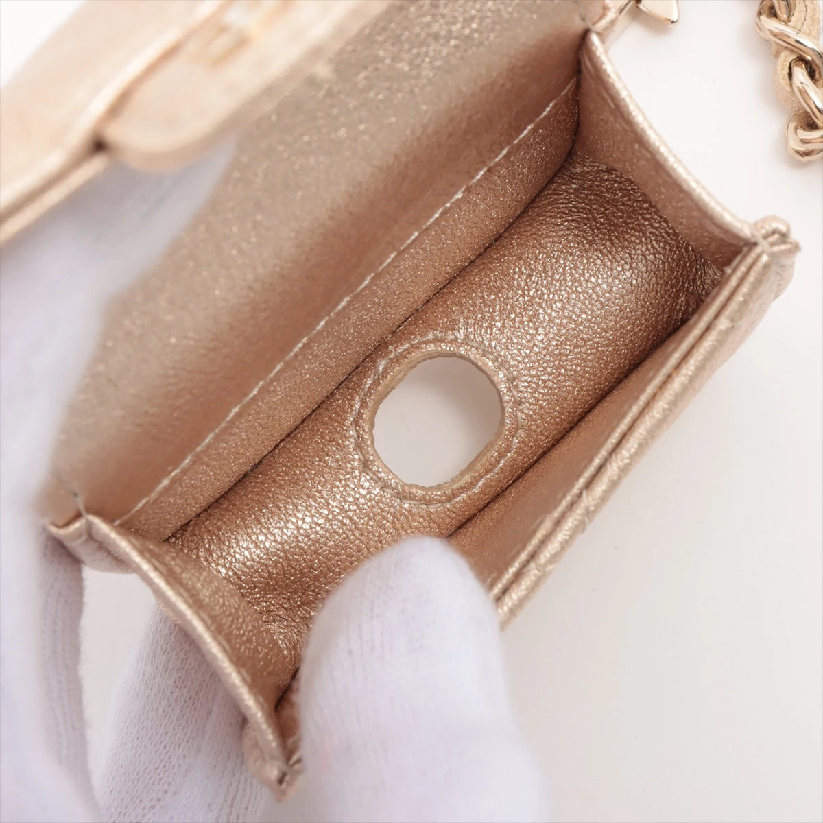 【ことみ】CHANEL マトラッセ　コインケース　ゴールド金具 CHANEL】【ゴールド金具】シャネル『マトラッセ ジップ コイン