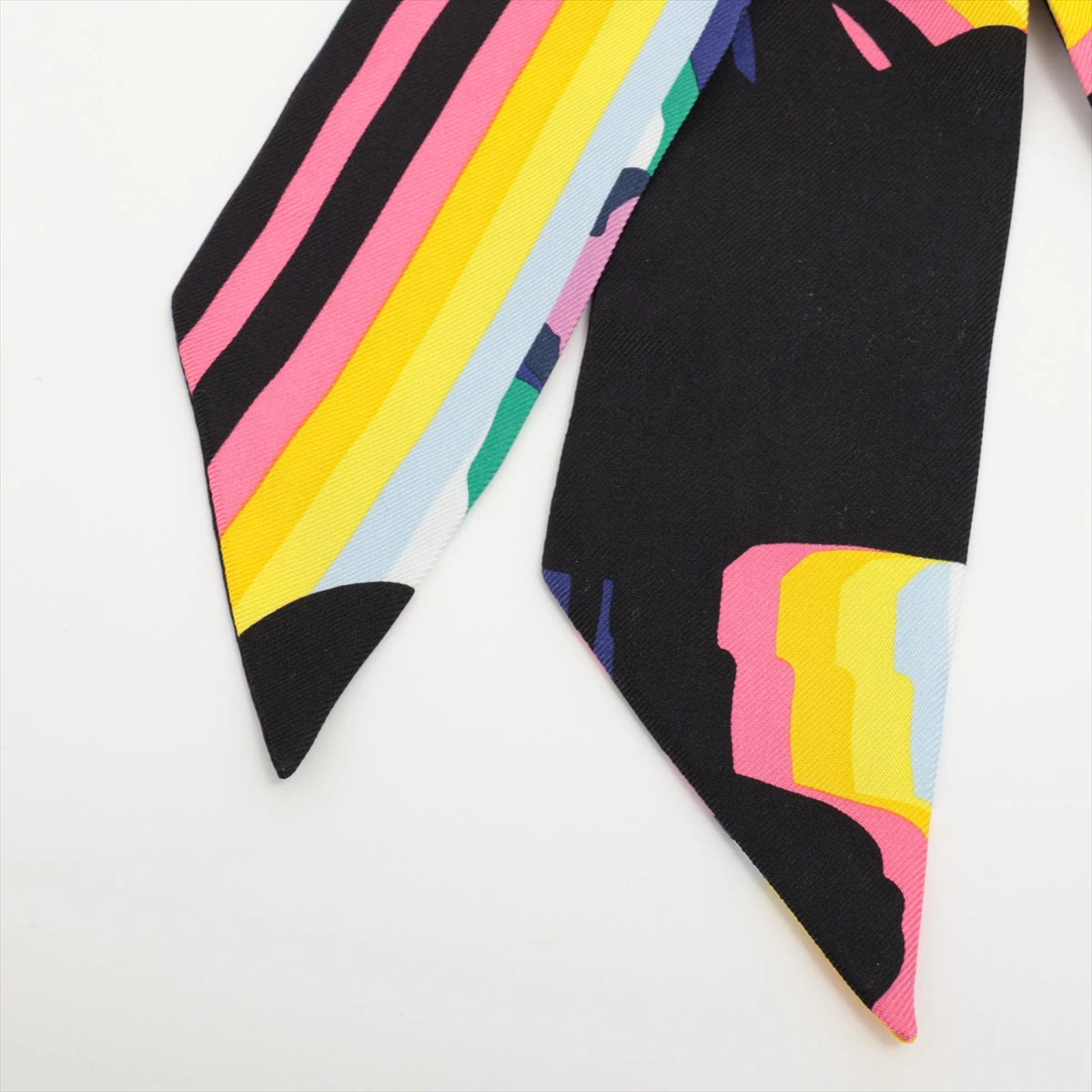 HERMES　エルメス　BRIDES de GALA 　式典用馬勒　ツイリー 楽天市場】エルメス HERMES スカーフ ツイリー BRIDES de GALA