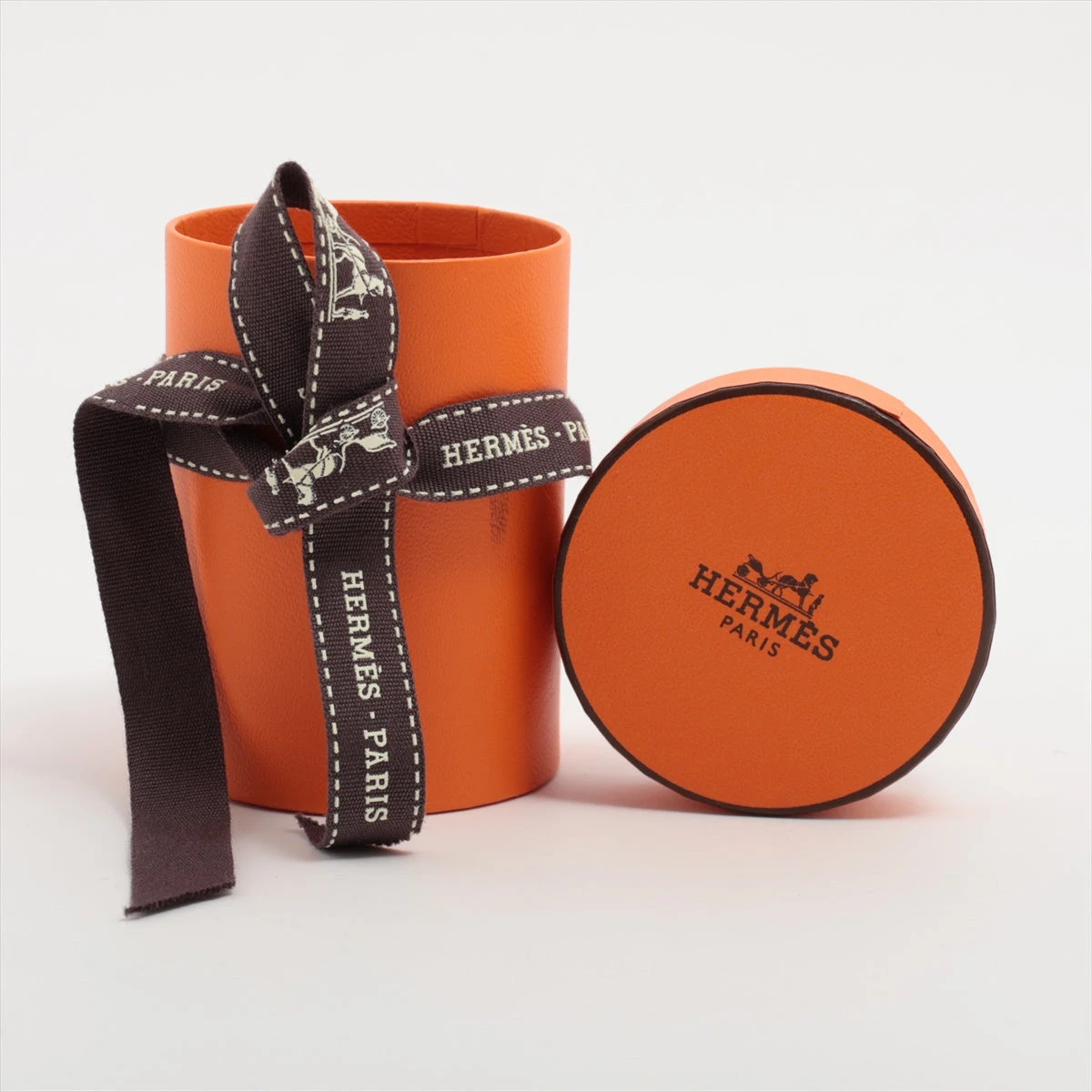 HERMES　エルメス　BRIDES de GALA 　式典用馬勒　ツイリー 楽天市場】エルメス HERMES スカーフ ツイリー BRIDES de GALA