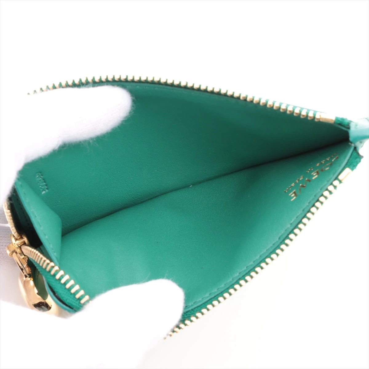 新発売 chloe 数回使用 緑 クロコ型押しフラグメントケース 小物