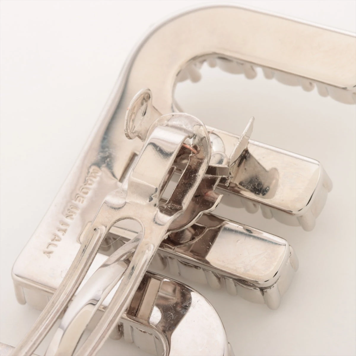 ミュウミュウ ロゴ ヘアクリップ GP×ラインストーン シルバー A3425914