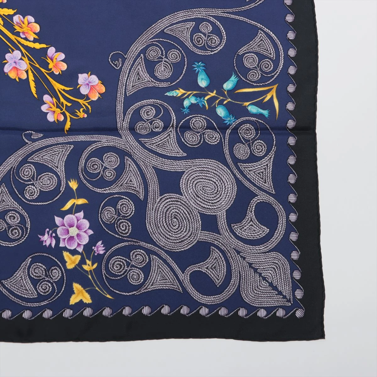 ほしまり⭐︎エルメス⭐︎カレ⭐︎90⭐︎ARABESQUES⭐︎アラベスク エルメス カレ90 ARABESQUES アラベスク スカーフ シルク