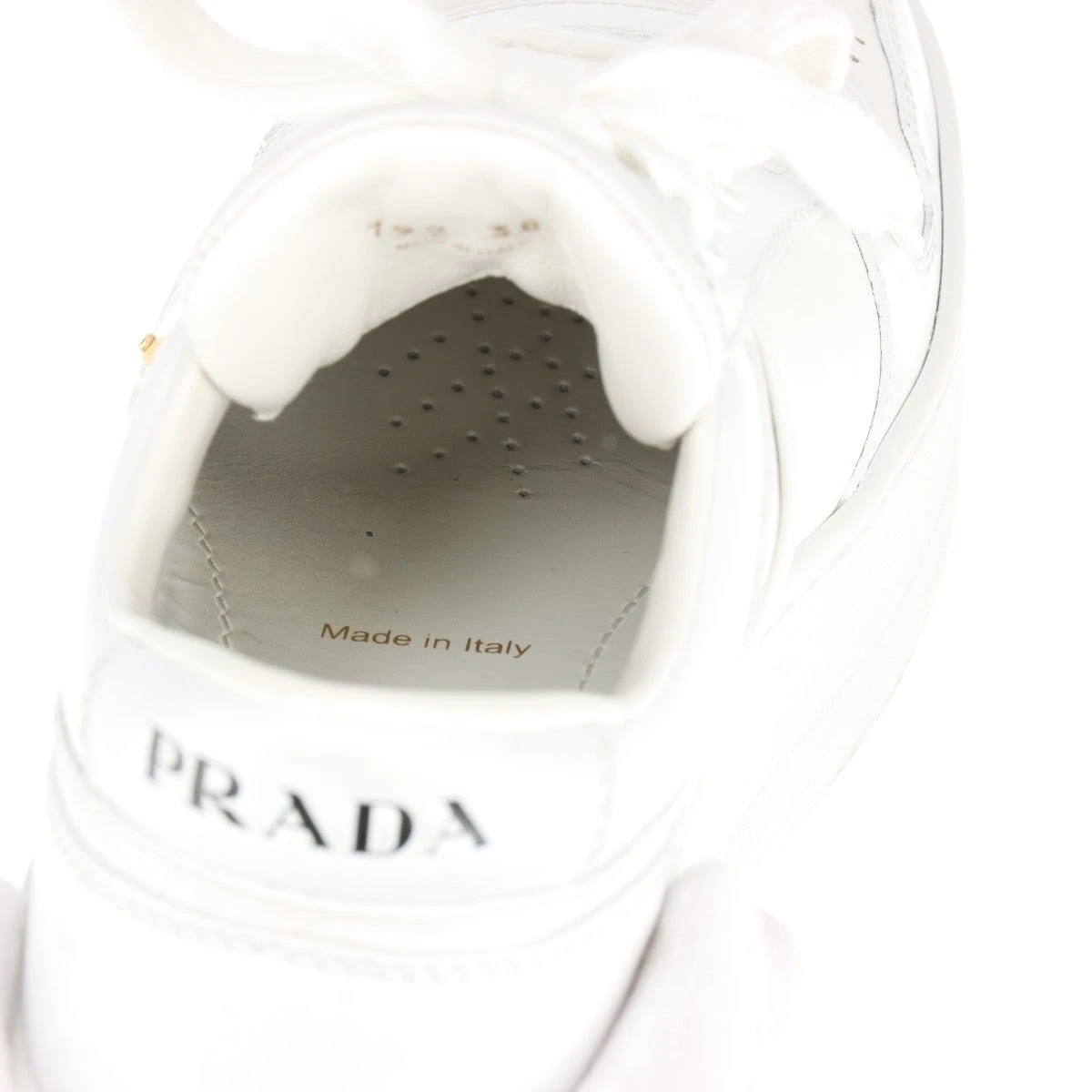 プラダ トライアングルロゴ レザー スニーカー 38 レディース ホワイト