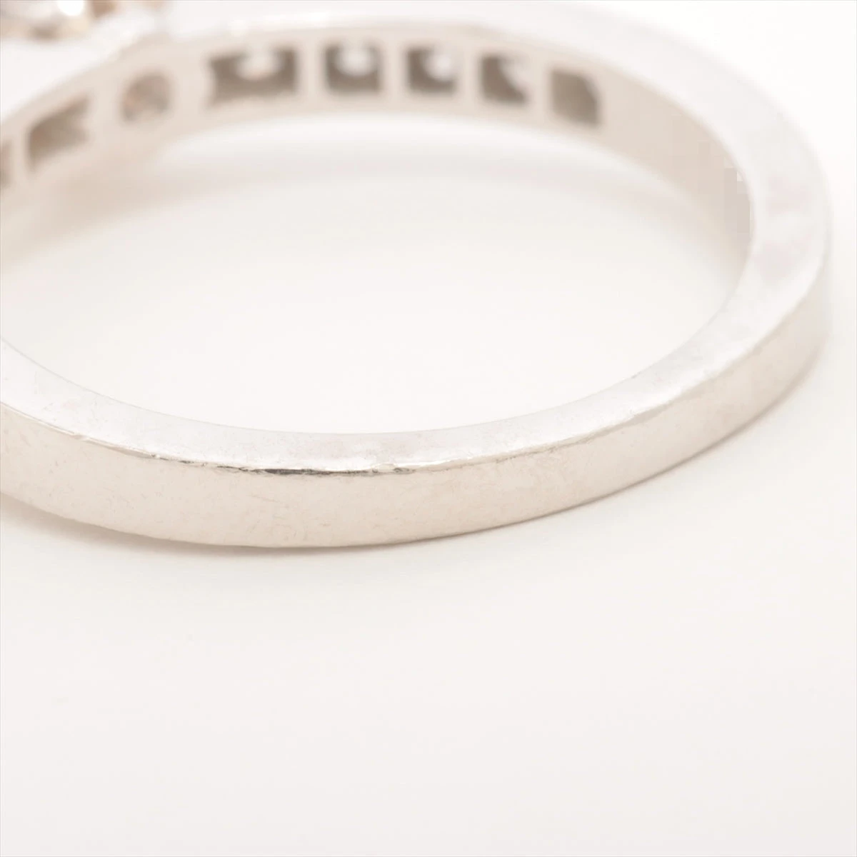 ティファニー ハーフサークル ビーズセッティング ソリテール 0.5ctup