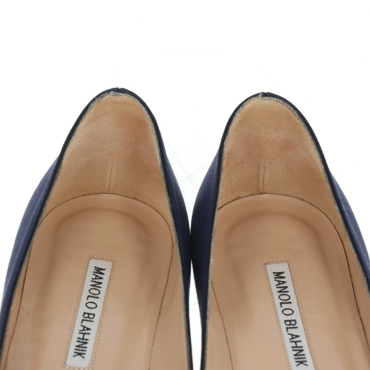 レア　マノロブラニク　ハンギシ　パンプス　35.5 マノロブラニク ハンギシ サテン×レザー フラットパンプス 35.5
