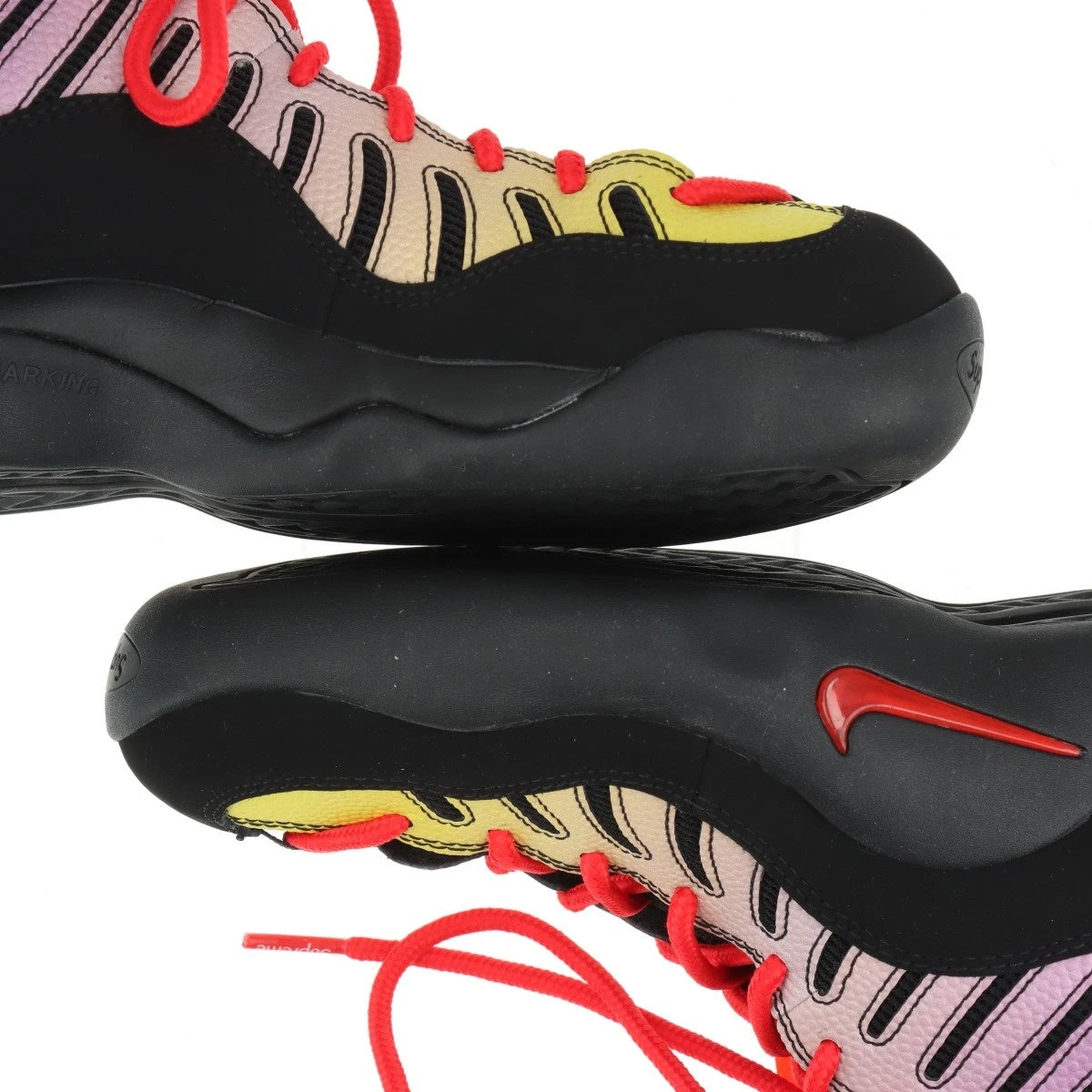 ナイキ×シュプリーム AIR BAKIN メッシュ×レザー スニーカー