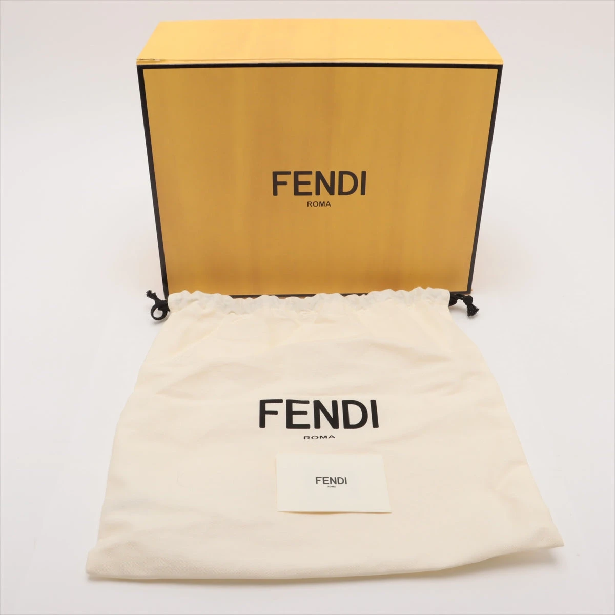 【美品】フェンディ／レディース 1600／QZ 良品】フェンディ FENDI ステンレススチールQZ腕時計 1600L