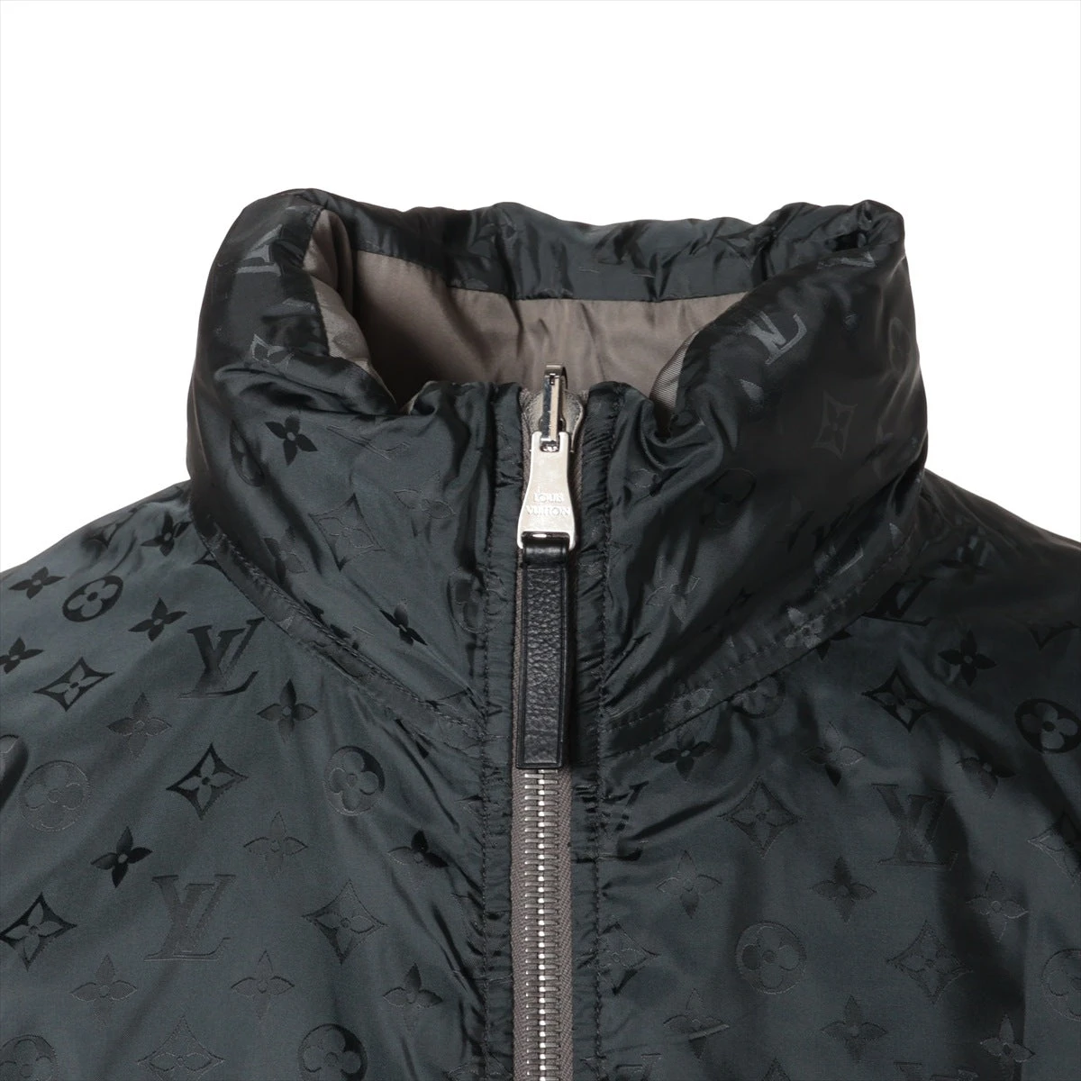 ヴィトン ナイロン ジャケット 48 メンズ グレー HGB46WPIS