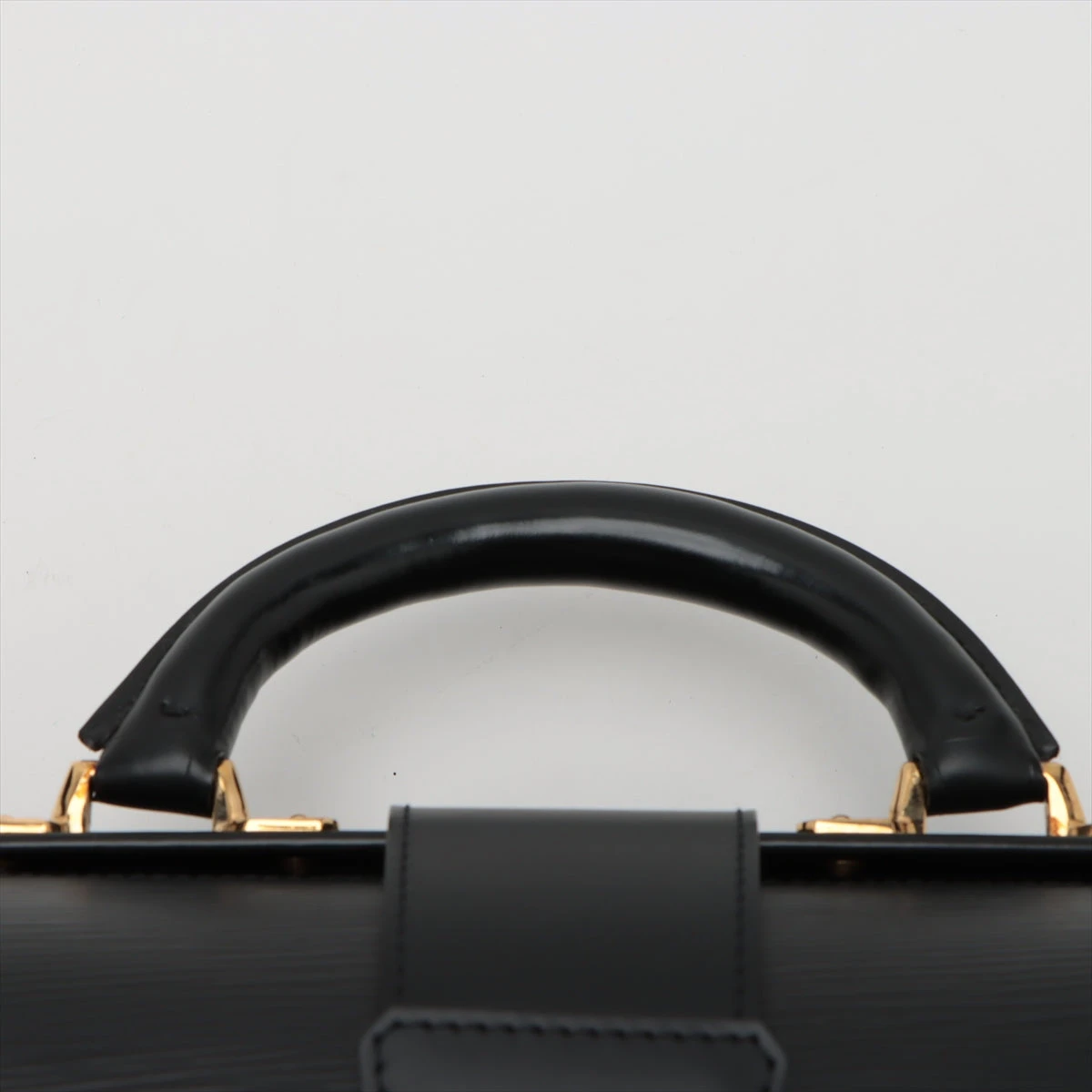 ヴィトン エピ セルヴィエットフェルモワール M54352 A3438605｜中古