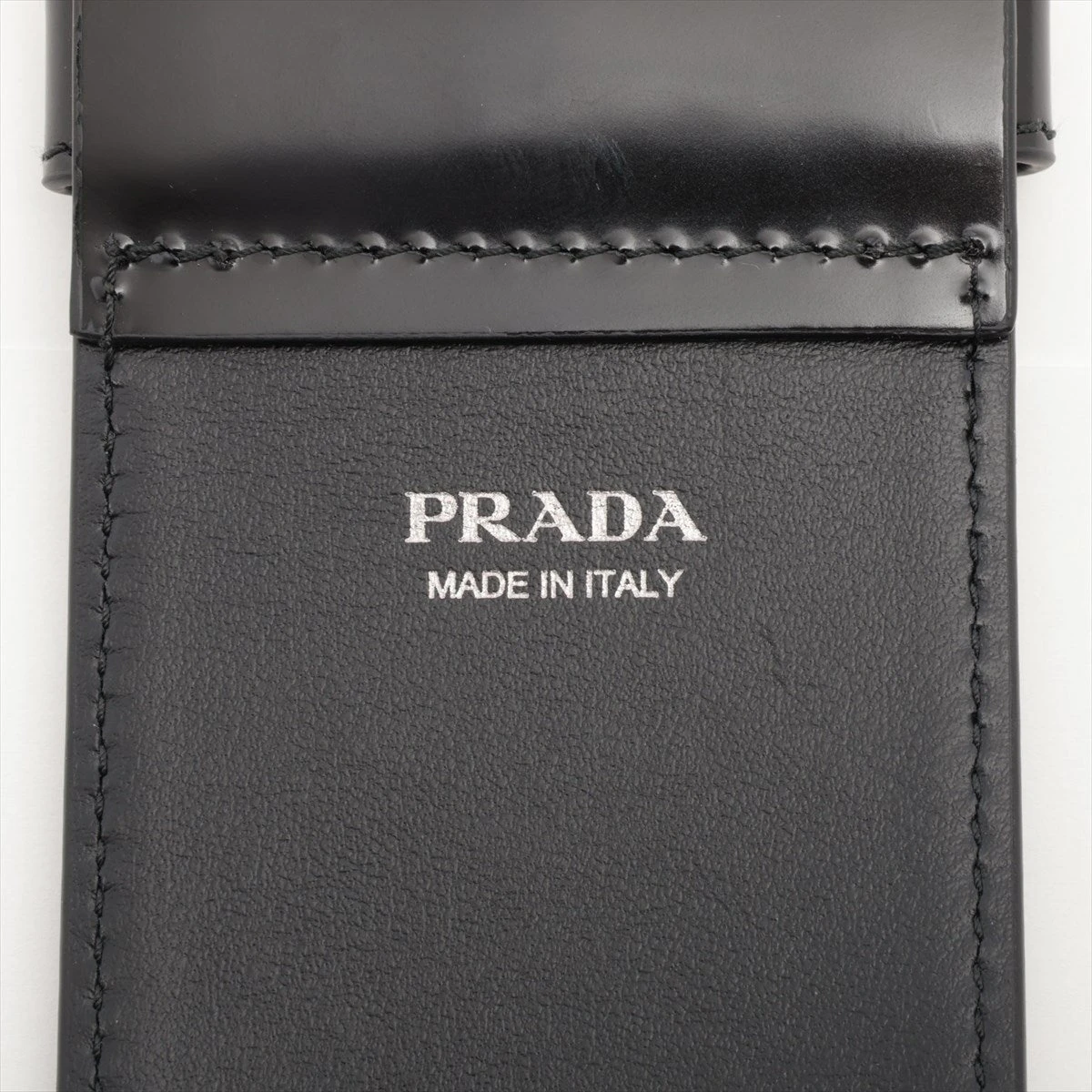 PRADA プラダ　未使用品　カーフストラップ PRADA - 未使用に近い✨プラダ ショルダーストラップ ブラック