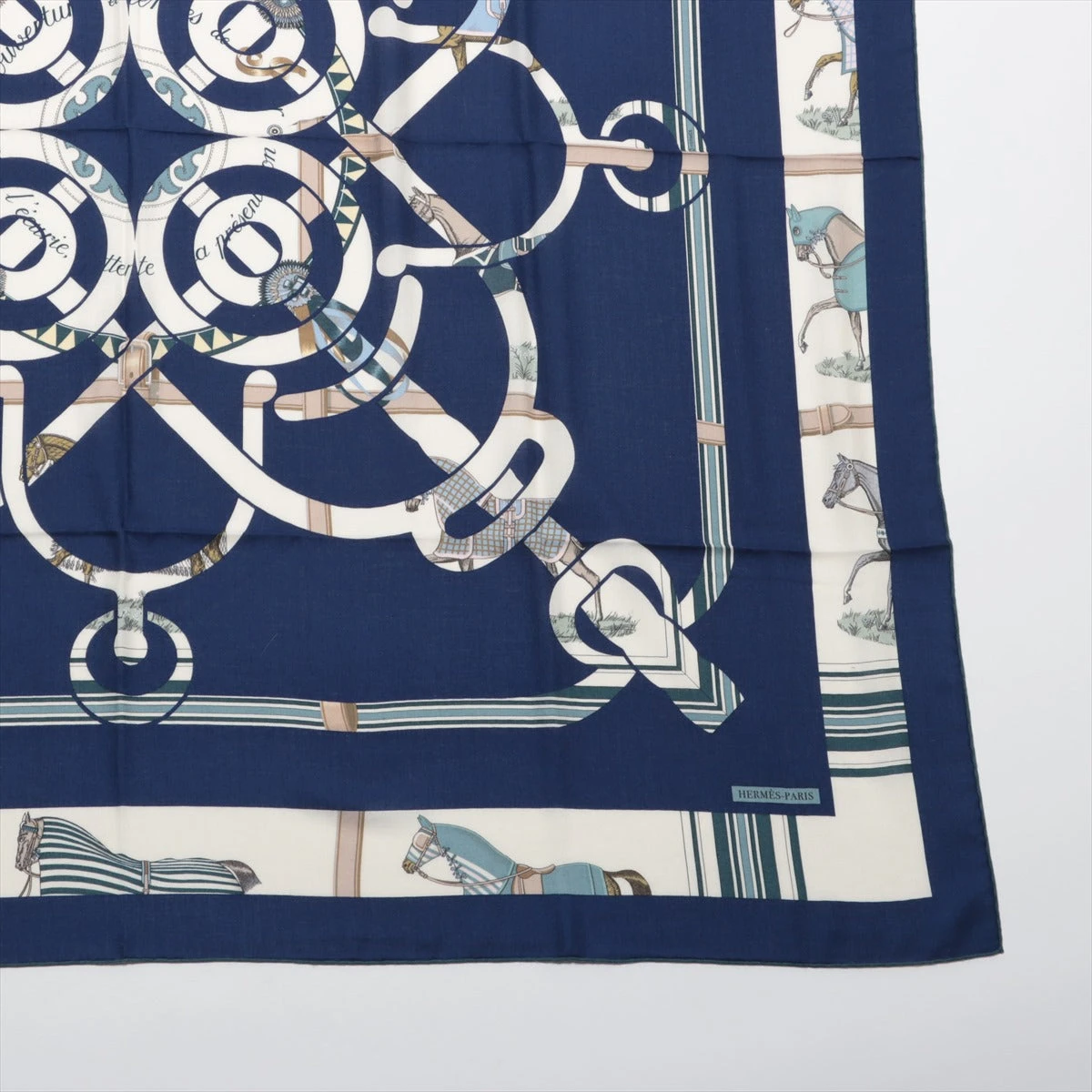 エルメス カレジェアン Eperon d'or et tenues de jourエプロン