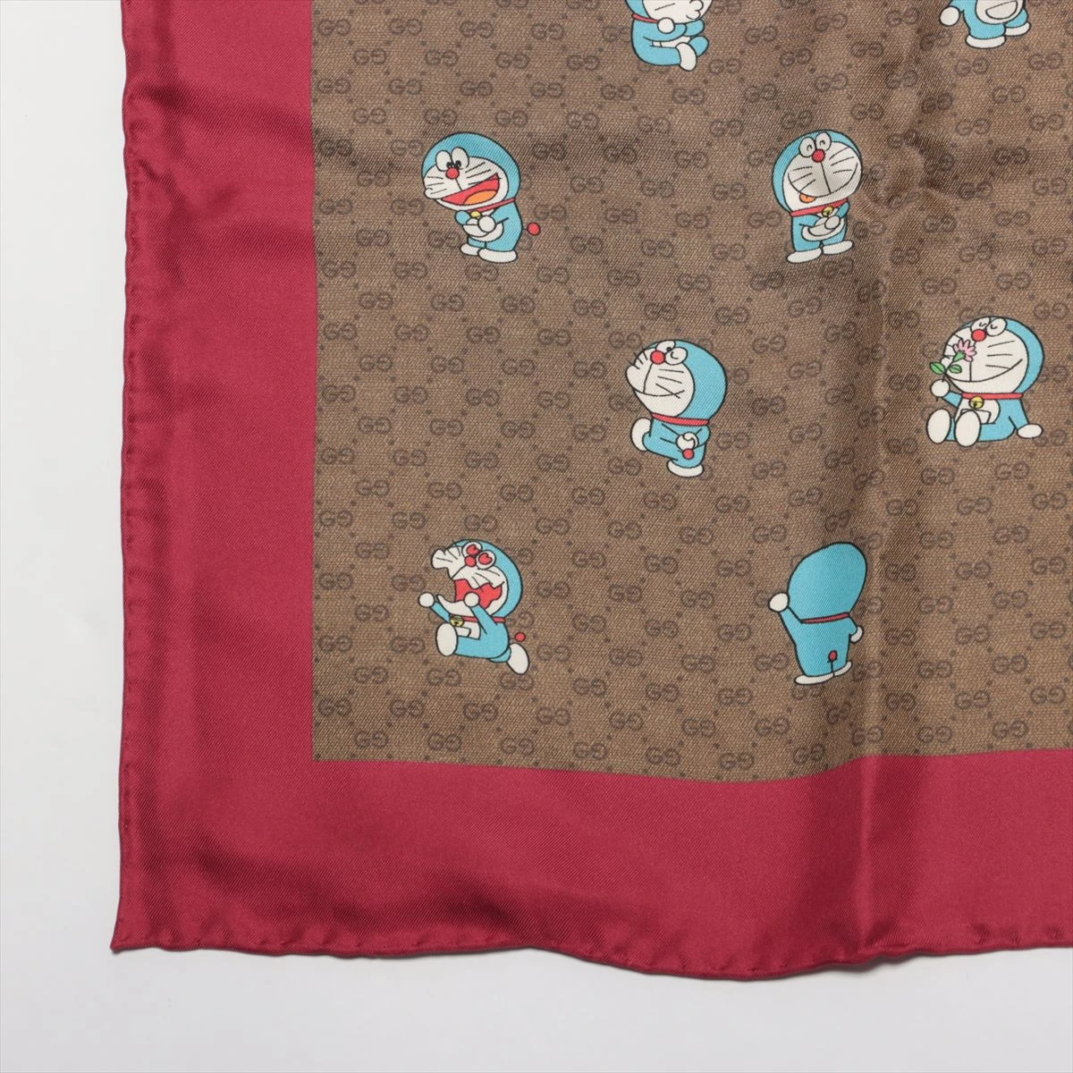 ◇グッチ×ドラえもん◇654645/スカーフ/シルク/ブランド ドラえもん×グッチ 654645 スカーフ シルク A3438730｜中古