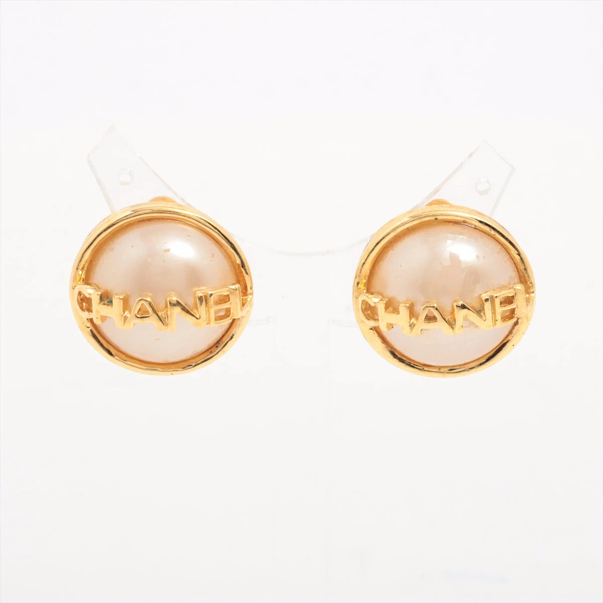 シャネル ロゴ 95A イヤリング(両耳用) GP×フェイクパール ゴールド 