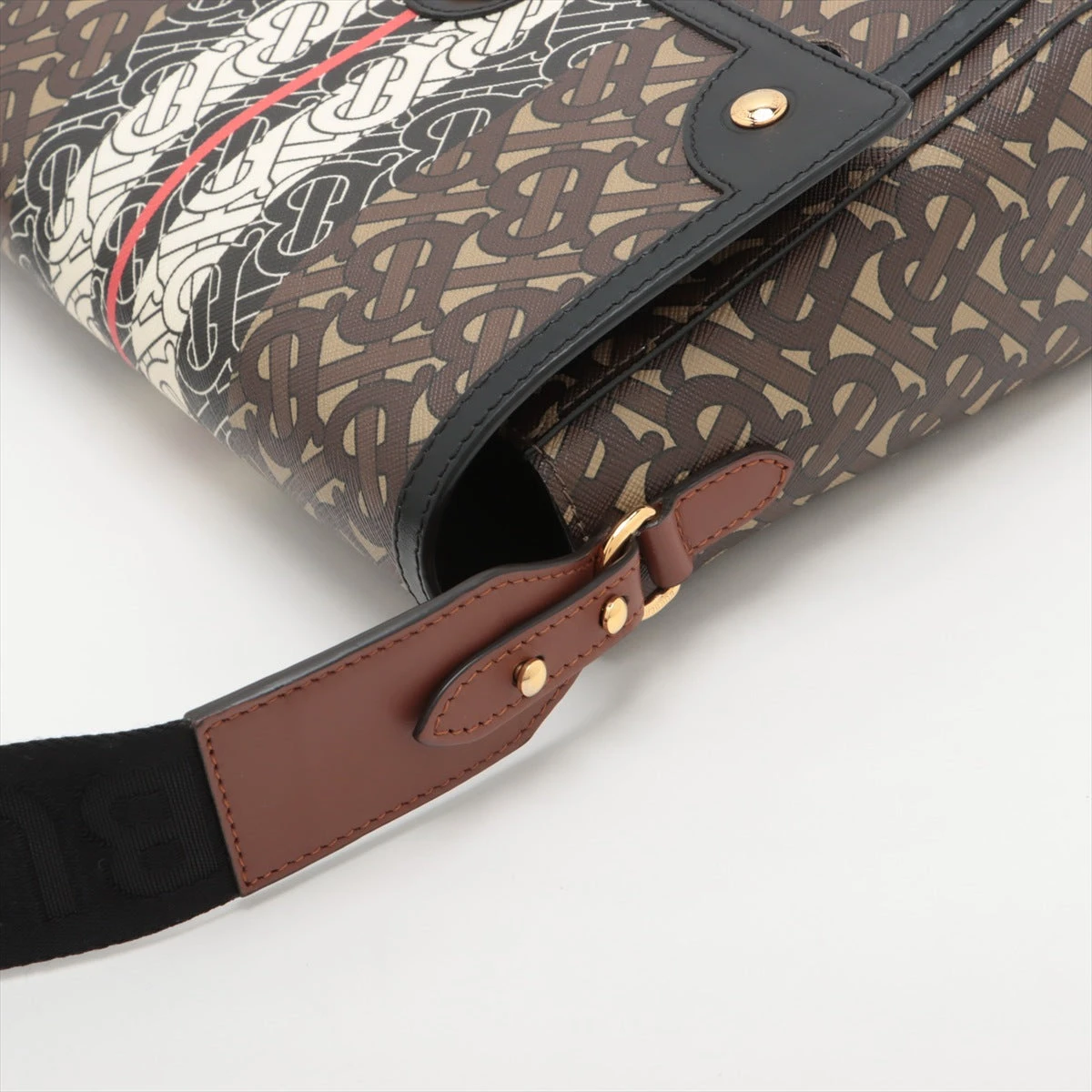 BURBERRYバーバリー　モノグラムストライプ　ボディバッグ 楽天市場】burberry ストライプ モノグラムの通販