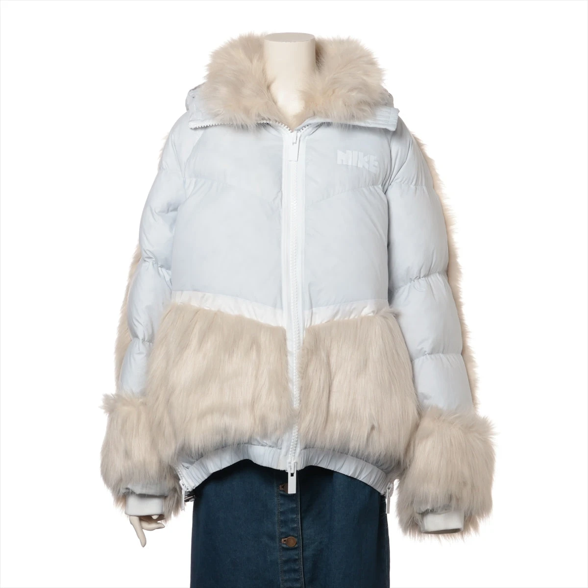 SACAI ダウンジャケット フェイクファー付き SACAI ダウンジャケット フェイクファー付き(ナイキ×サカイ