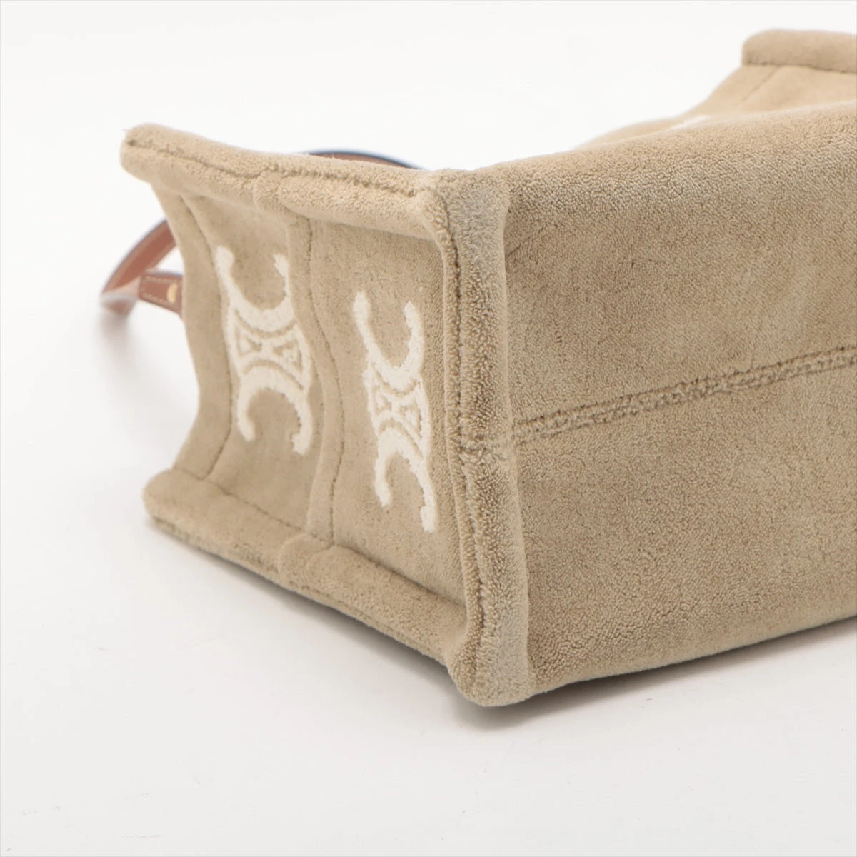 セリーヌ　トリオンフ　スモール　カバ　タイス　ハンドバッグ　パイル　ベージュ セリーヌ トリオンフ スモール カバ タイス ハンドバッグ パイル