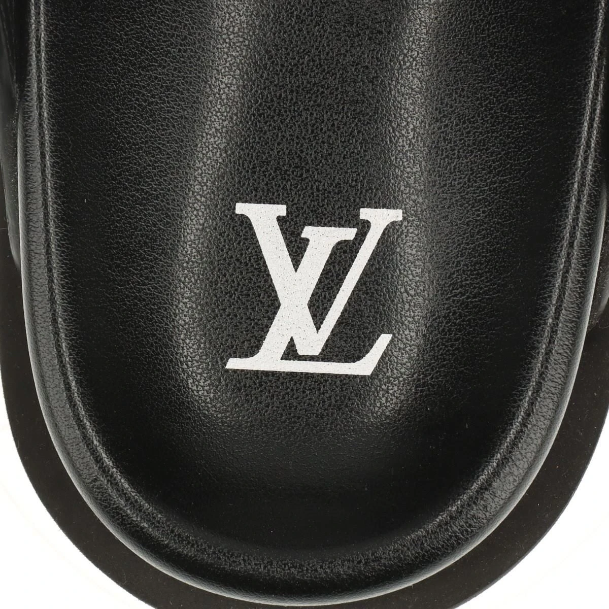 LOUIS VUITTON ⭐️ブラック レザー サンダル22.5〜23㎝ ヴィトン LVトレイナーライン 22年 レザー サンダル 7 メンズ