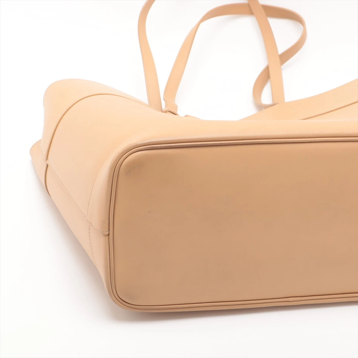 【関税込み】 ☆FERRAGAMO☆ チャーミング レザー トートバッグ フェラガモ チャーミング レザー トートバッグ ベージュ
