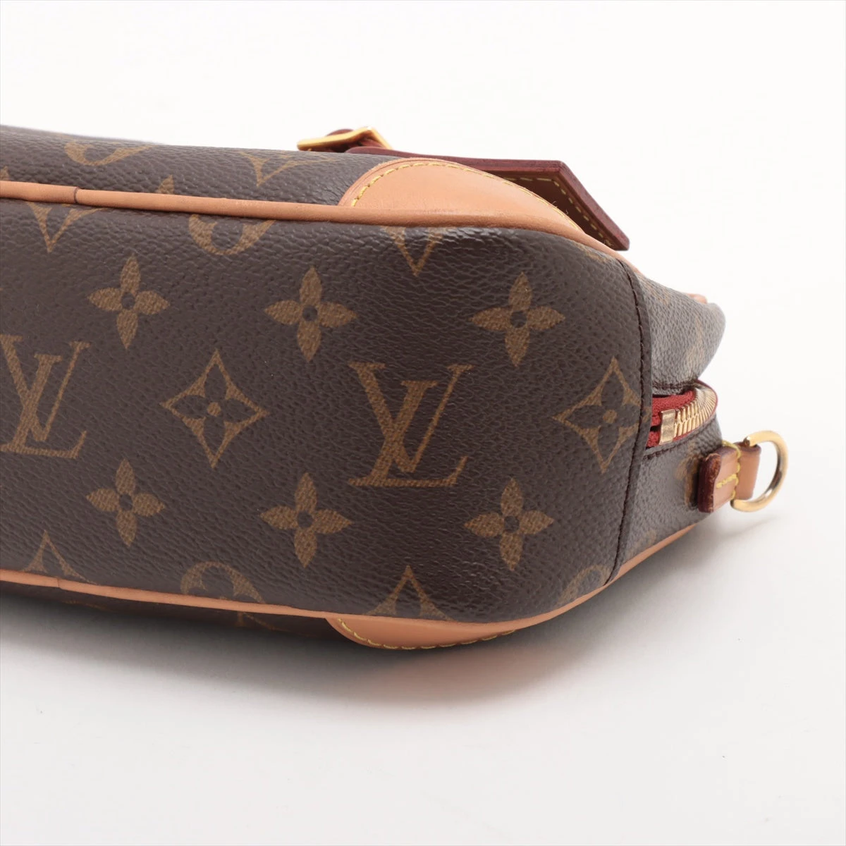 美品⭐️LOUIS VUITTON ハンドバッグ ドーヴィル モノグラム モノグラム ドーヴィル 詳細情報とお値段【ルイ・ヴィトン・ナビ！】