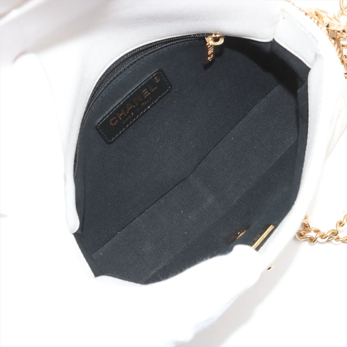 【入手困難】シャネル スエード ミニマトラッセ ゴールド金具 正規品 楽天市場】シャネル ミニマトラッセ17 ココマーク ゴールド金具