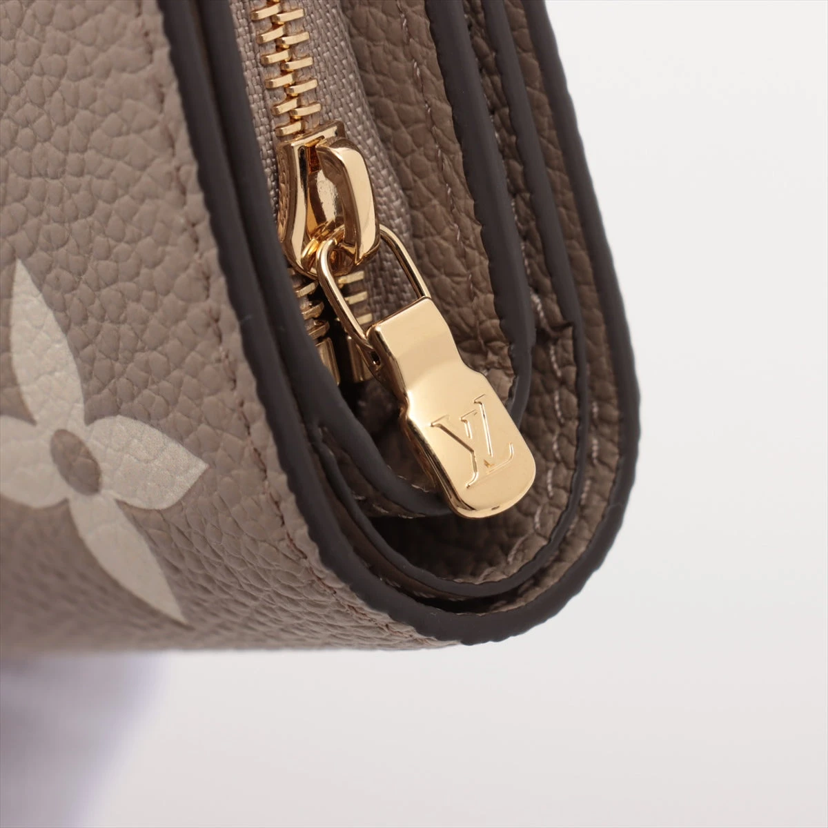 【ゆかりん様】ヴィトン ポルトフォイユクレア M82370 トゥルトレール 財布 楽天市場】【新品】ルイヴィトン LOUIS VUITTON 財布 二つ折り