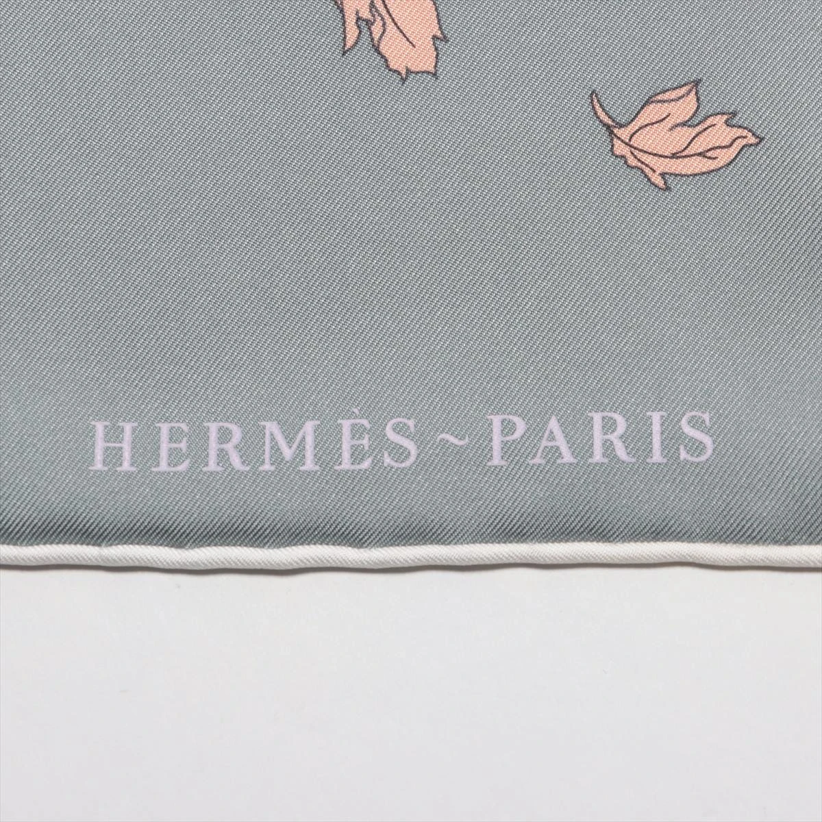 HERMES カレ90 ローブレジェール RobeLegere グレー+各色 2022年秋冬 HERMES エルメス スカーフ カレ90 ローブレジェール