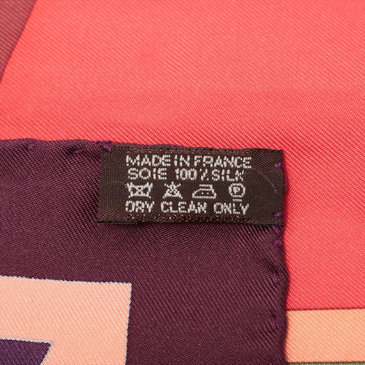 エルメススカーフカレ90 クレタの幾何学GEOMETRIE CRETOISE HERMES エルメス スカーフ カレ90 GEOMETRIE CRETOISE クレタの