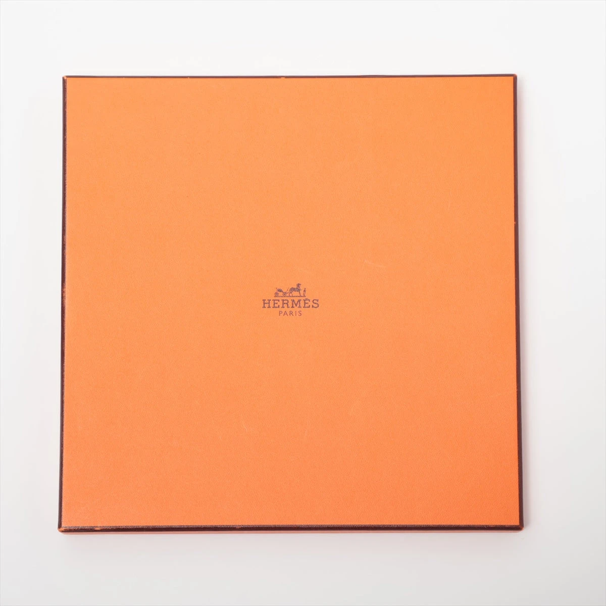 HERMES エルメス　カレ90 幾何学柄　シルク HERMES エルメス カレ90 幾何学柄 シルク - メルカリ