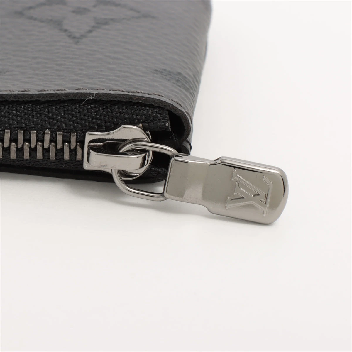 ヴィトン モノグラムエクリプス ポシェットクレ M80905 コイン