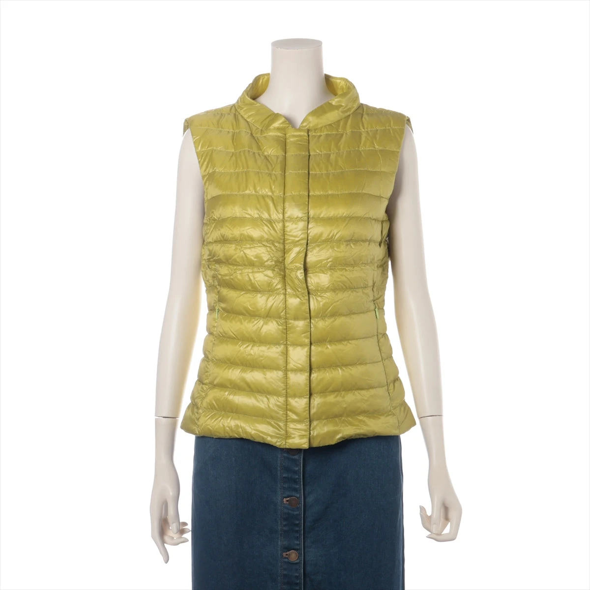 美品！ヘルノ　ダウンベスト 44 イエロー ヘルノ ナイロン ダウンベスト 44 レディース イエロー PI0601D