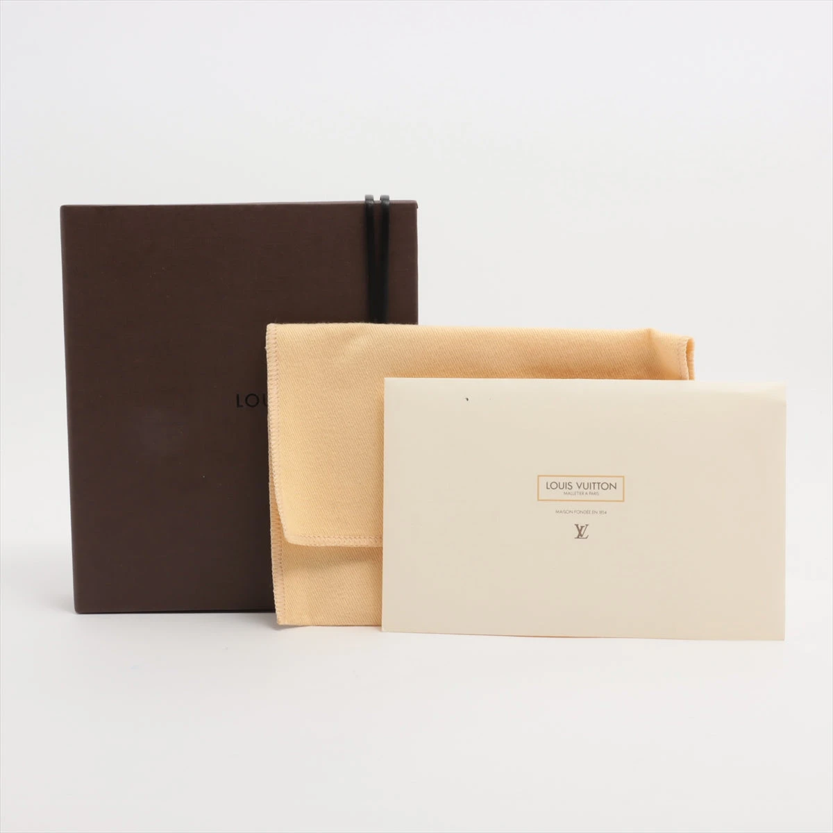 ヴィトン ヴェルニ ポシェットクレ M93560 パープル コイン
