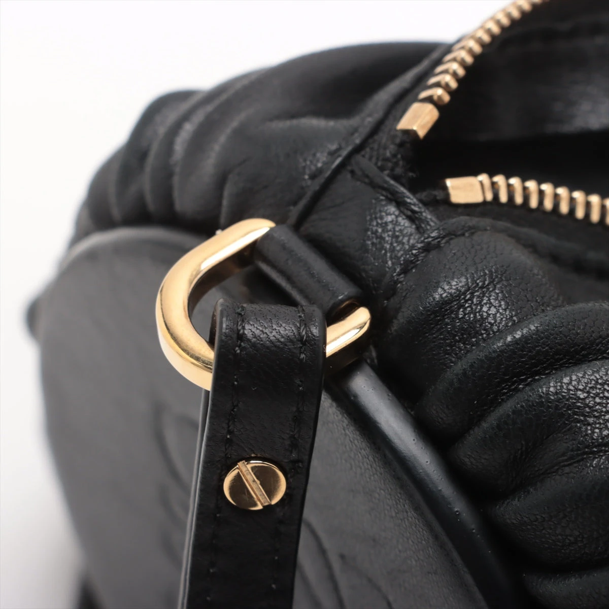 美品　ロエベ　レザー　アクセサリーポーチ　ハンドバッグ　ブラック ロエベ ブレスレットポーチ レザー ハンドバッグ ブラック