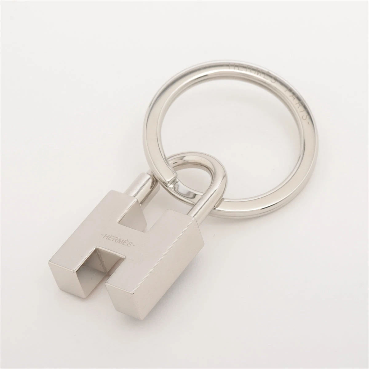 エルメス Hカデナ チャーム GP シルバー クイズ レインボー