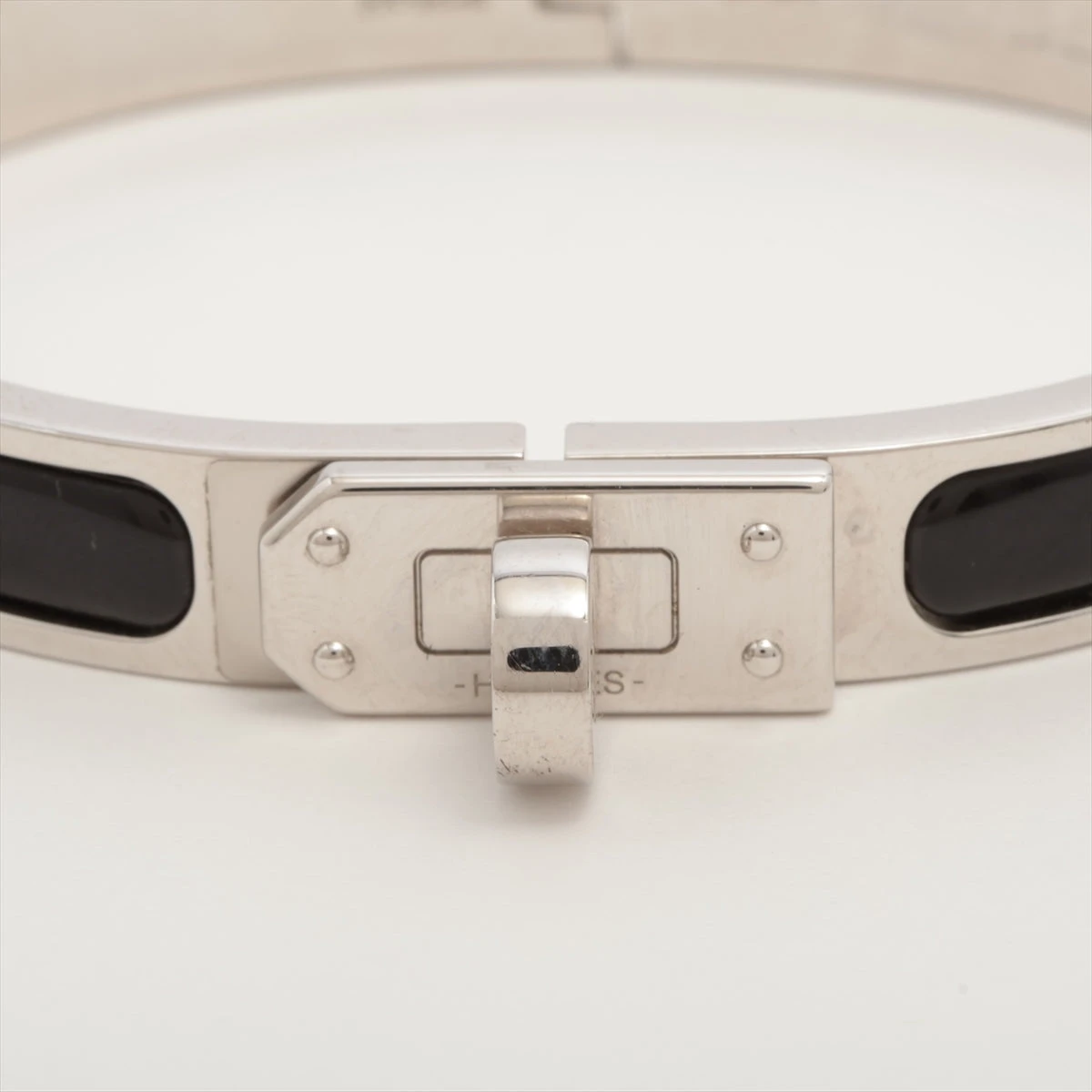 美品　HERMES　エルメス　ブレスレット　ケリーバングル　ブラック　シルバー HERMES/エルメス】ケリー バングル シルバー×ブラック｜ヴァル