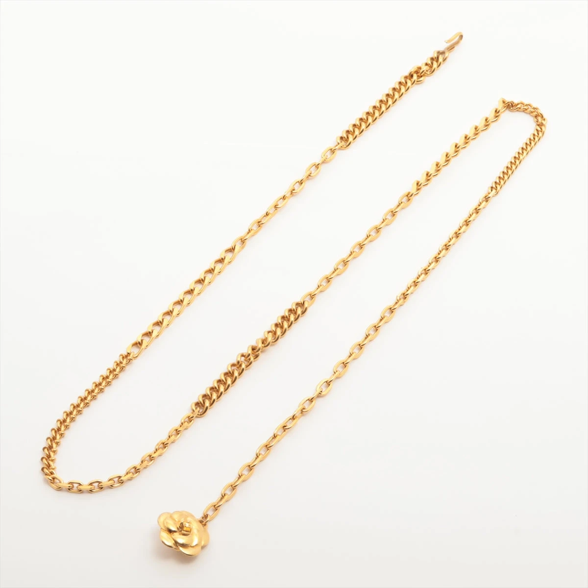 ◆煌めくカメリアがアクセント♡◆【CHANEL】ベルト ◇煌めくカメリアがアクセント♡◇【CHANEL】ベルト (CHANEL