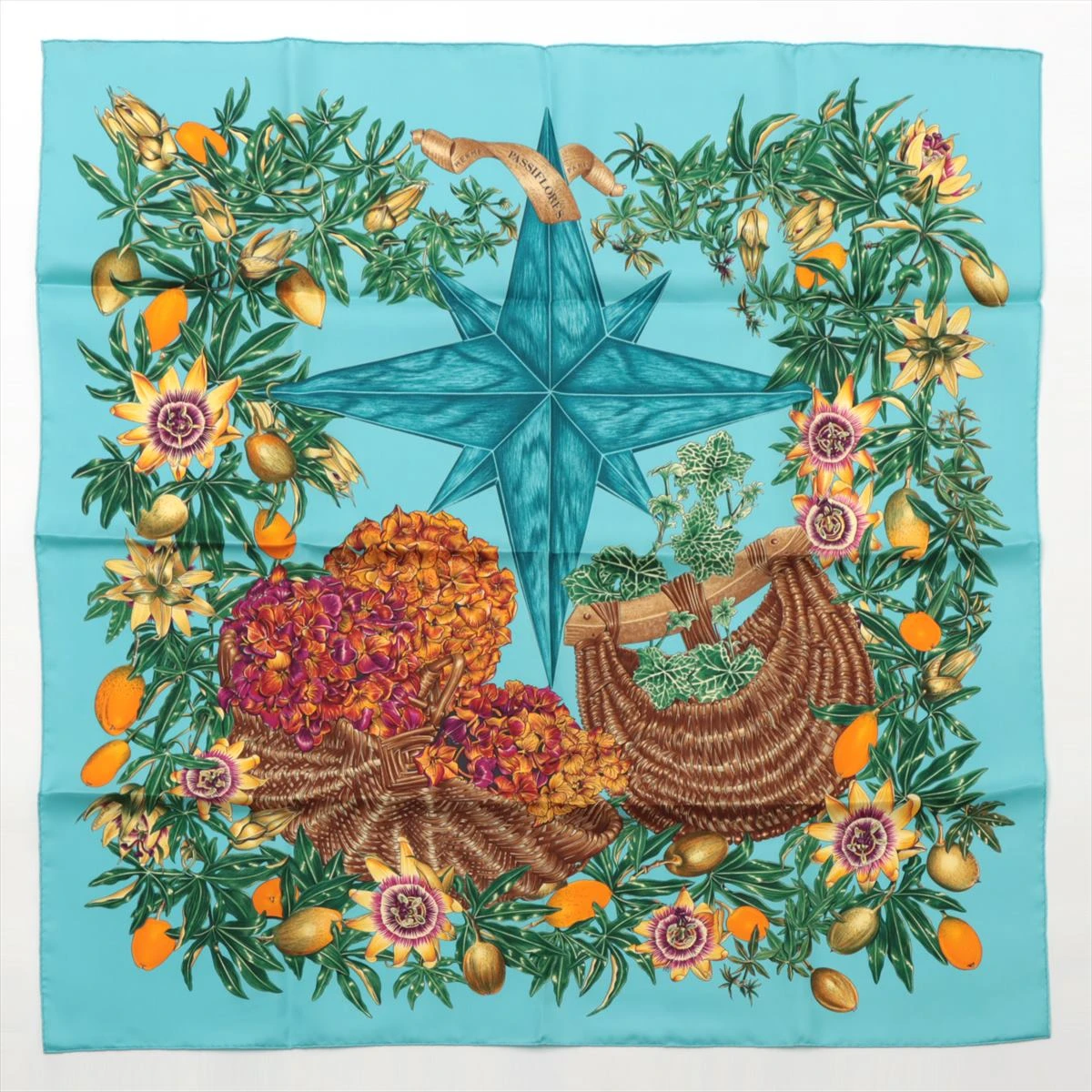 エルメス カレ90 PASSIFLORES パッションフラワー スカーフ エルメス カレ90 PASSIFLORES パッションフラワー スカーフ