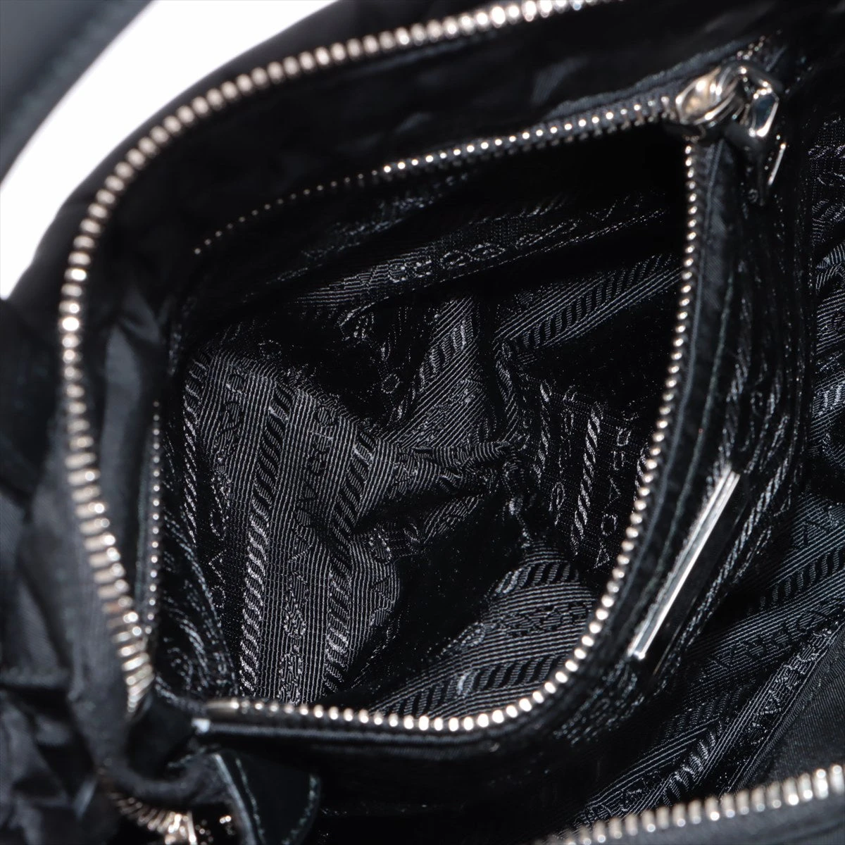 プラダ テスートキルト 2WAYハンドバッグ ブラック A2830237