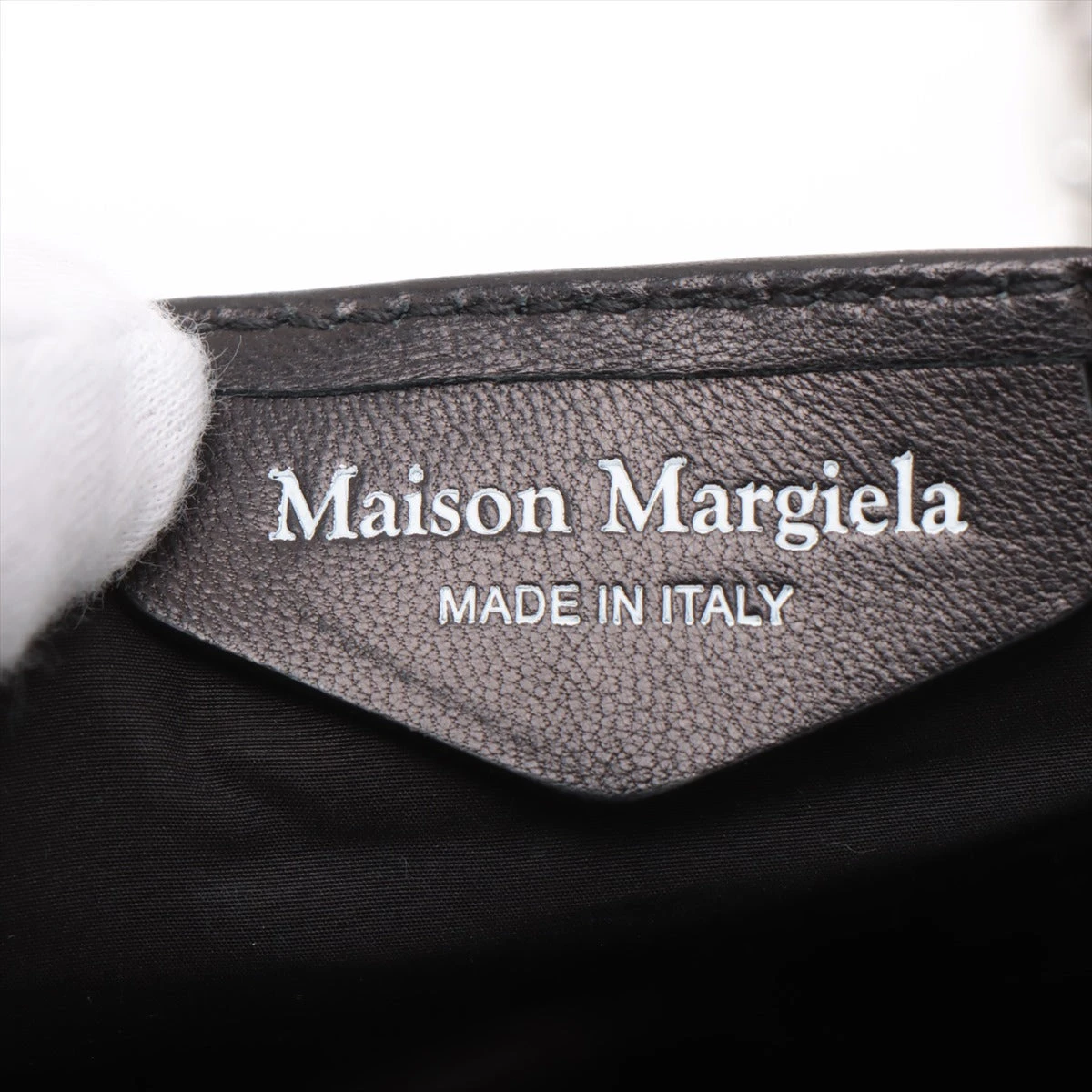 美品 メゾンマルジェラ グラムスラム レザー ショルダーバッグ タグ 4ステッチ 美品 メゾンマルジェラ グラムスラム レザー ショルダーバッグ