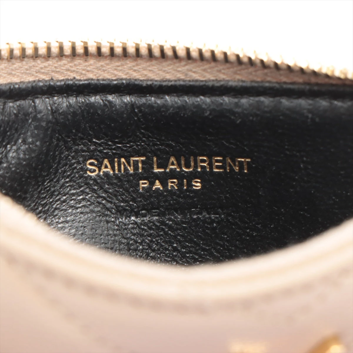 未使用級！！　イヴサンローラン　オールレザー　ケース　ロゴ 楽天市場】イヴ・サンローラン iphoneケース（スマートフォン