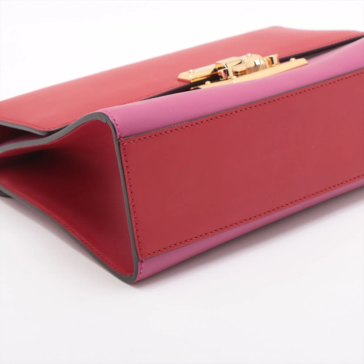 グッチ パドロック レザー チェーンショルダーバッグ レッド
