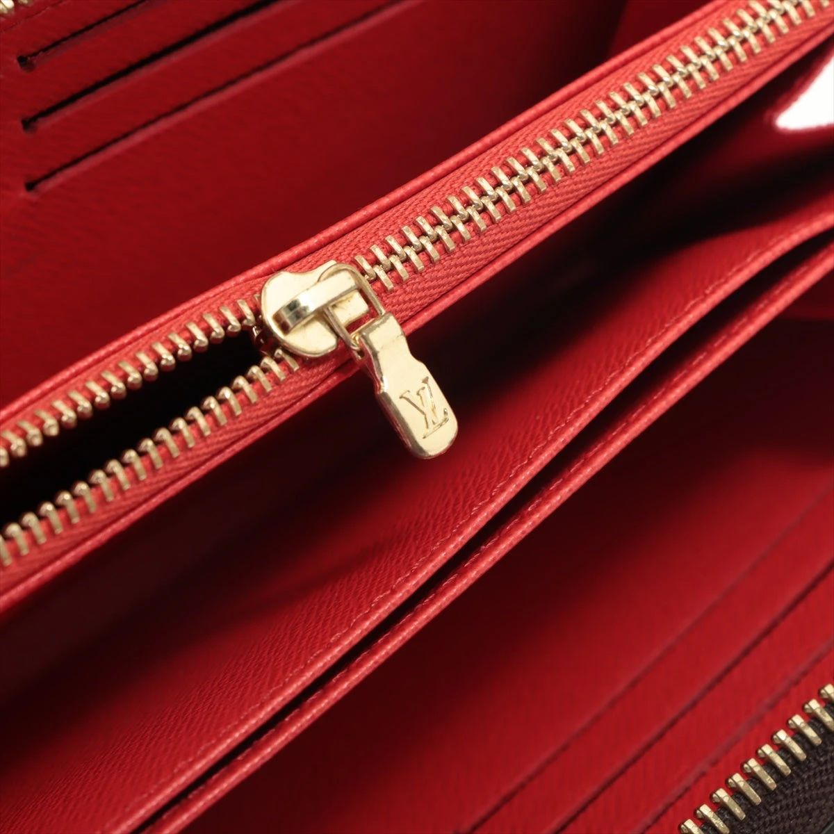 ヴィトン×草間彌生 モノグラム ジッピーウォレット M81864 ブラウン